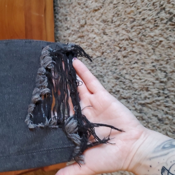 NWT Simple Society: Super High-Rise Straight Leg, Distressed/Cropped, Black - Picture 2 of 5